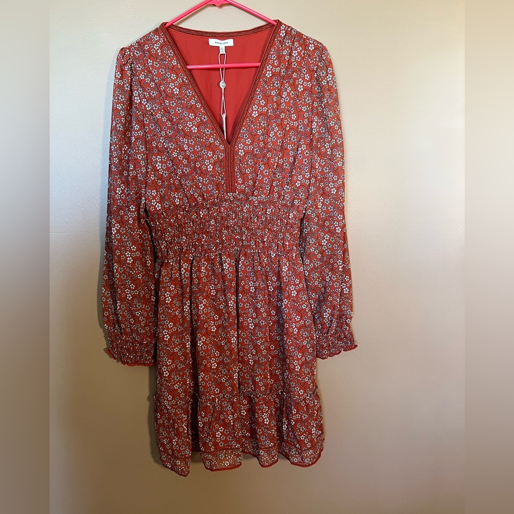 Max Studio dress, new with tags, large flowers rusty/red/brown